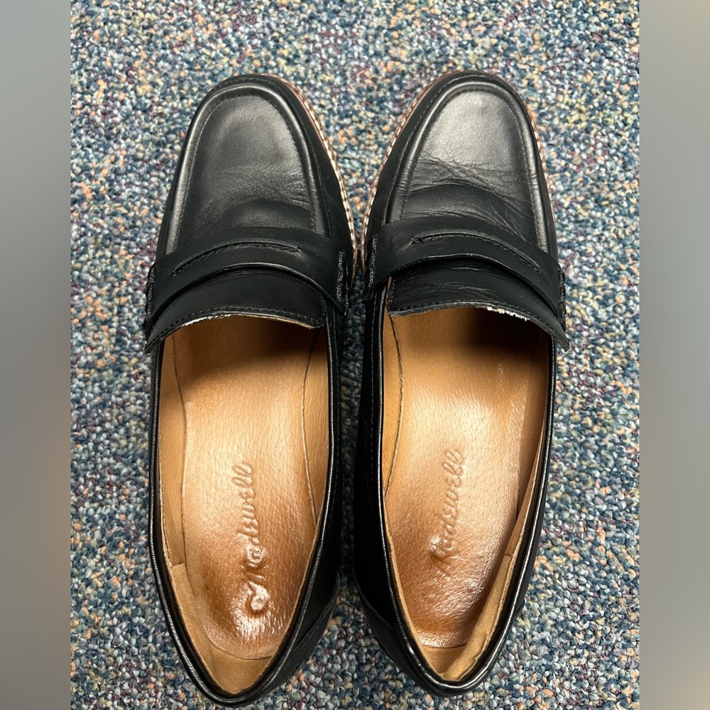 Madewell Black Leather Loafers with Brown Sole size 7 in EUC - Picture 5 of 13
